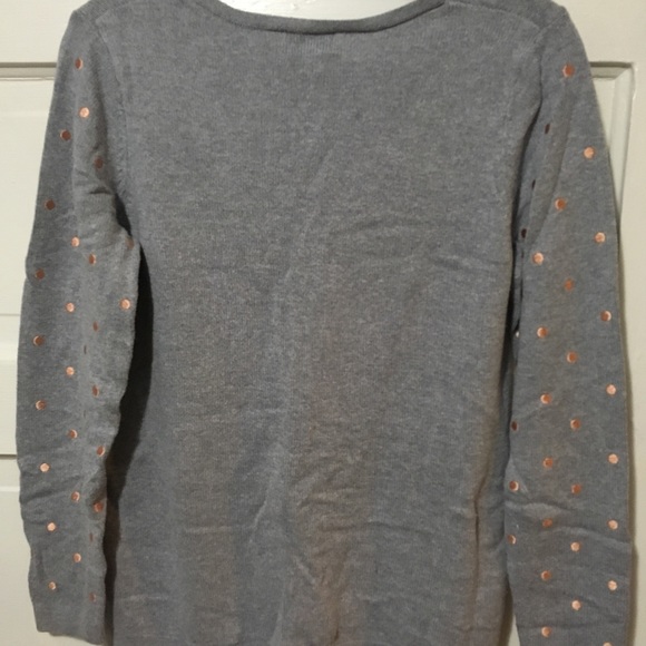 Old Navy V Neck sweater - Picture 3 of 3